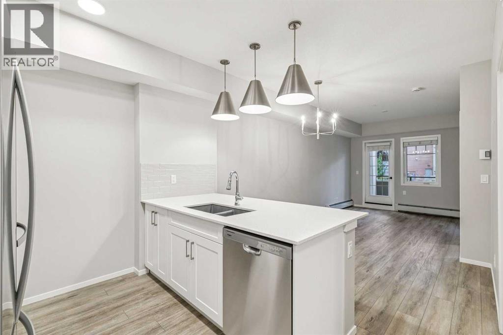 218, 140 Mahogany Street SE