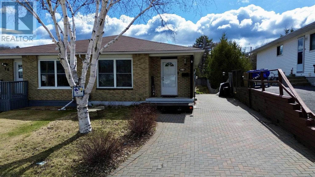 24 MCQUARRIE PL, ELLIOT LAKE, ON P5A 3C1 - Image 2017270095.jpeg?d=l