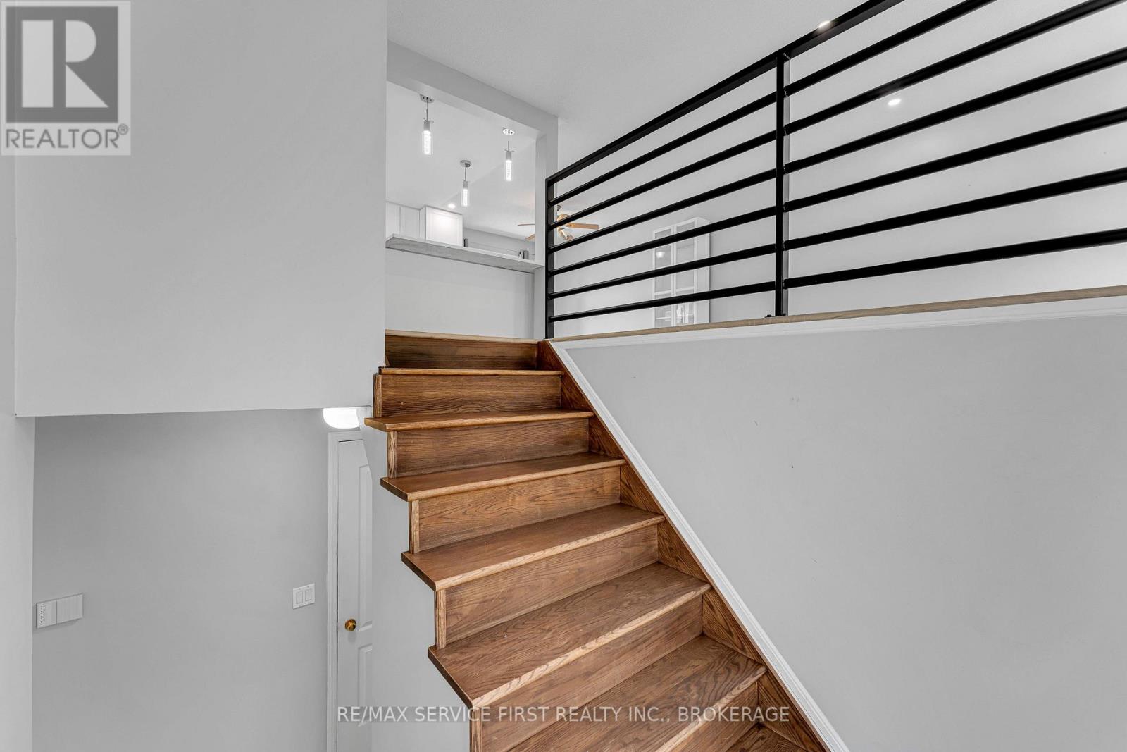 19 HERITAGE DRIVE