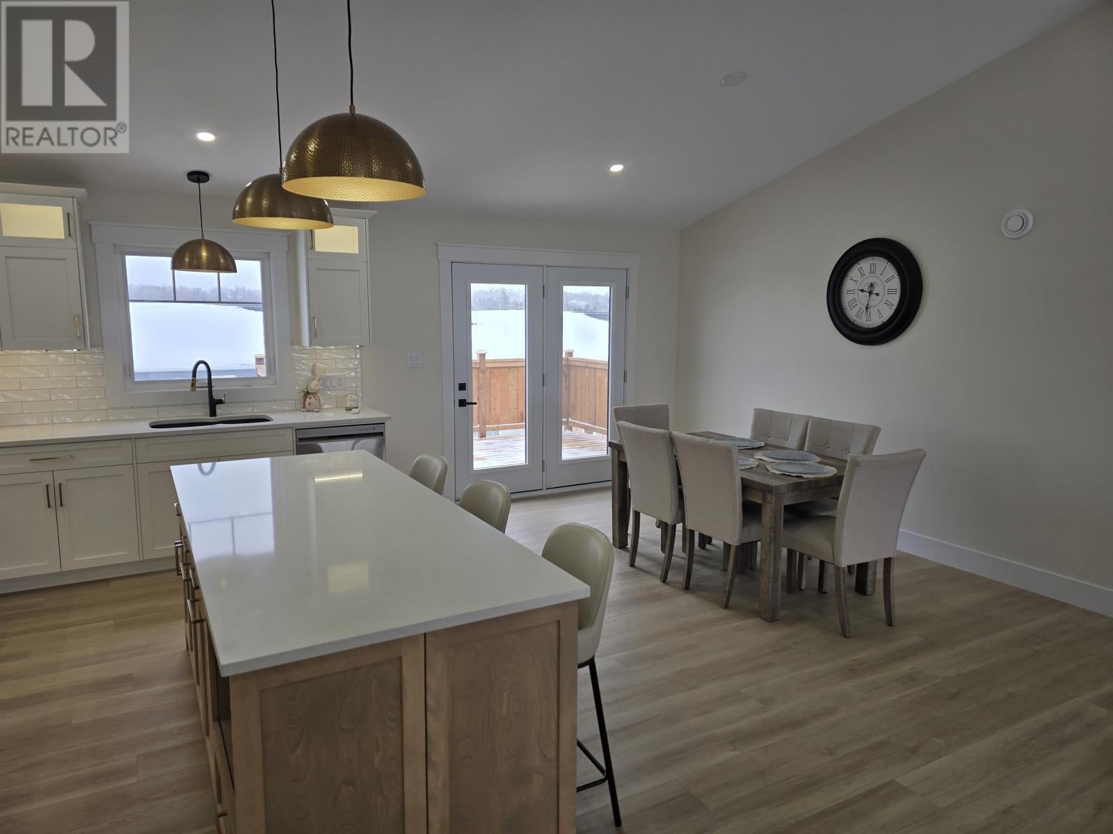 54 HUDSON Avenue - Photo 3