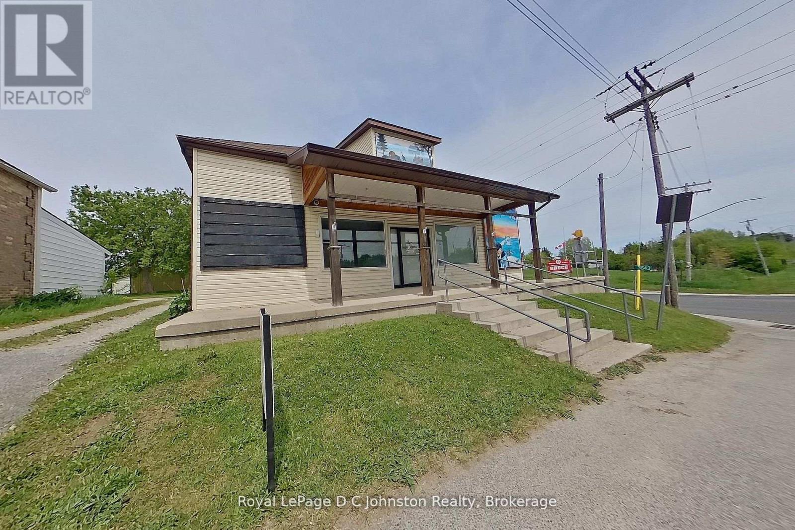 3643 21 HIGHWAY