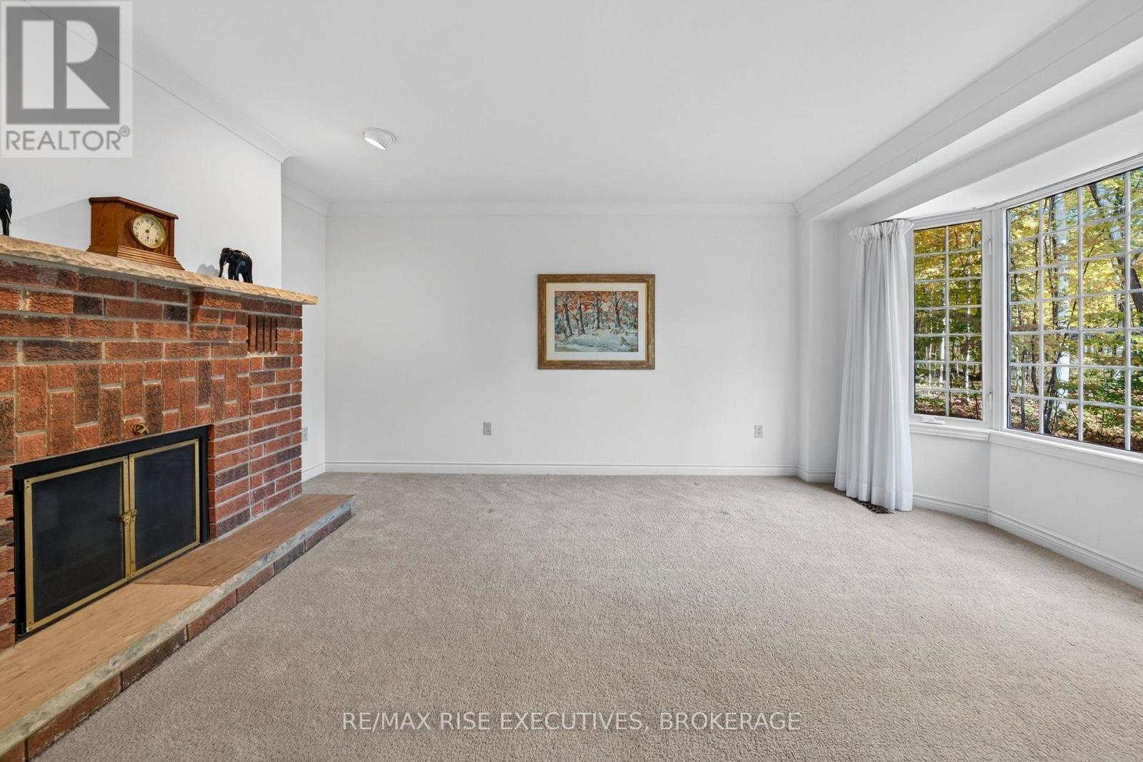 1685 WOODMOUNT GROVE