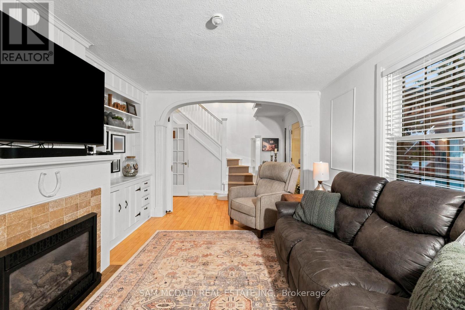 1498 FIRELANE 2