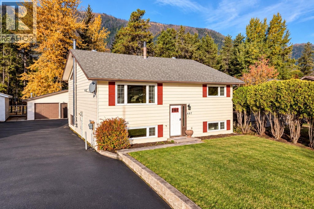 407 MAPLE STREET, SPARWOOD, BC V0B 2G0 - Image 1853752657.jpeg?d=l