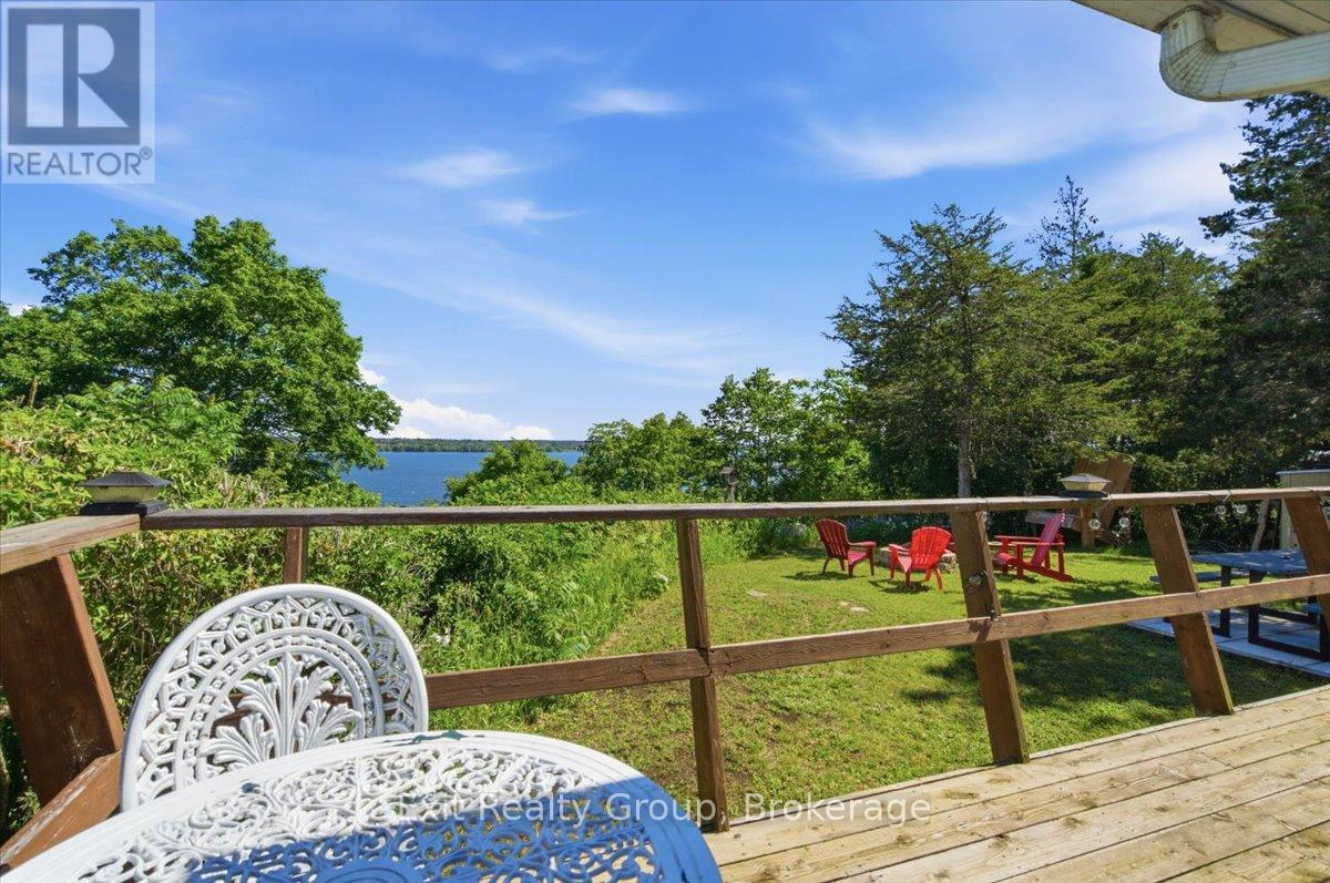 1154 COUNTY RD 14 - Photo 1