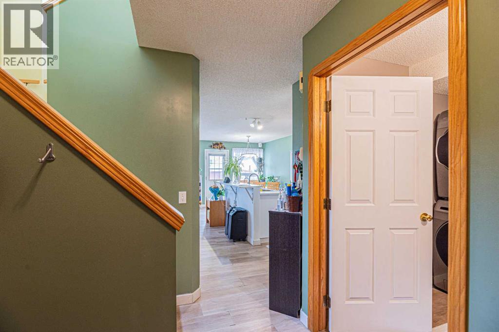 18 Coral Springs Circle NE
