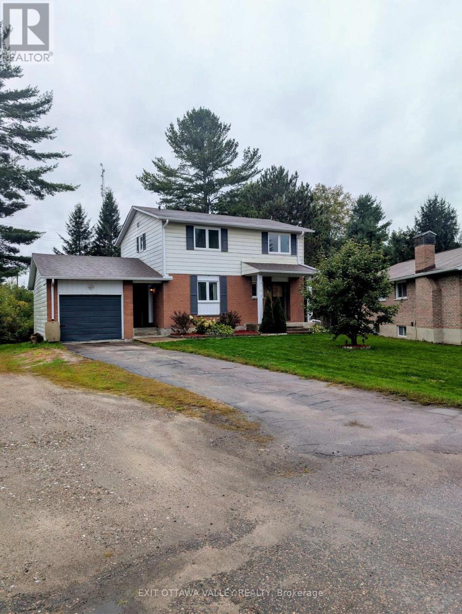13 TAMARACK STREET - Photo 2