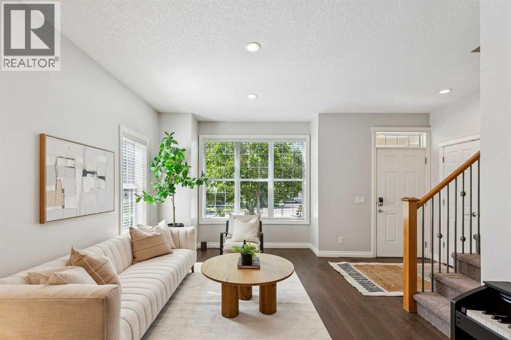 115 Couture Crescent SW