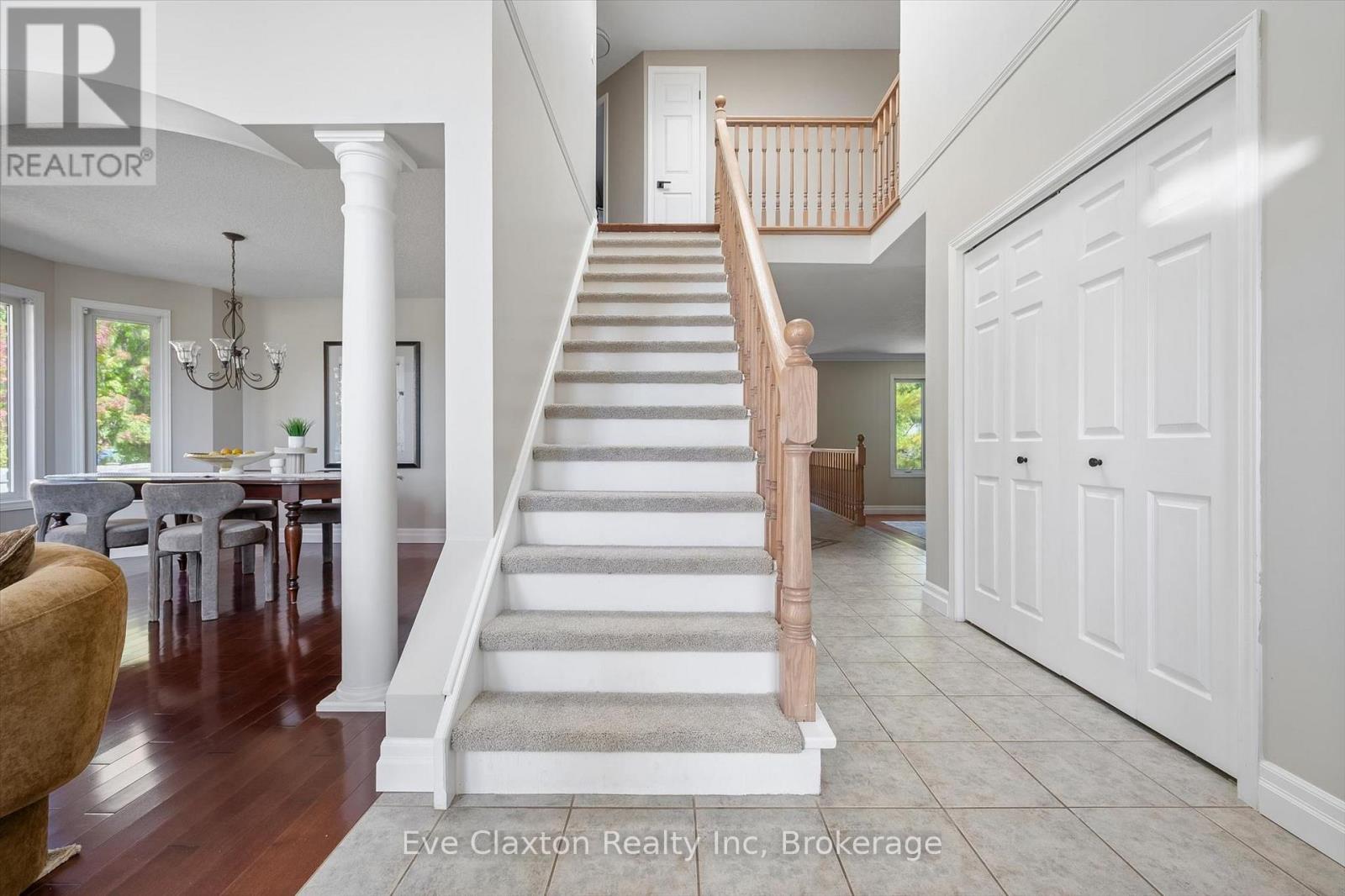 25 AMALIA CRESCENT