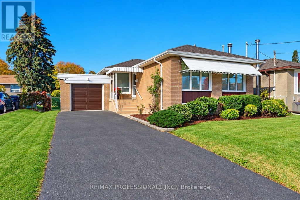 28 CRENDON DRIVE, TORONTO (ETOBICOKE WEST MALL), ON M9C 3G4 - Image 539331673.jpeg?d=l