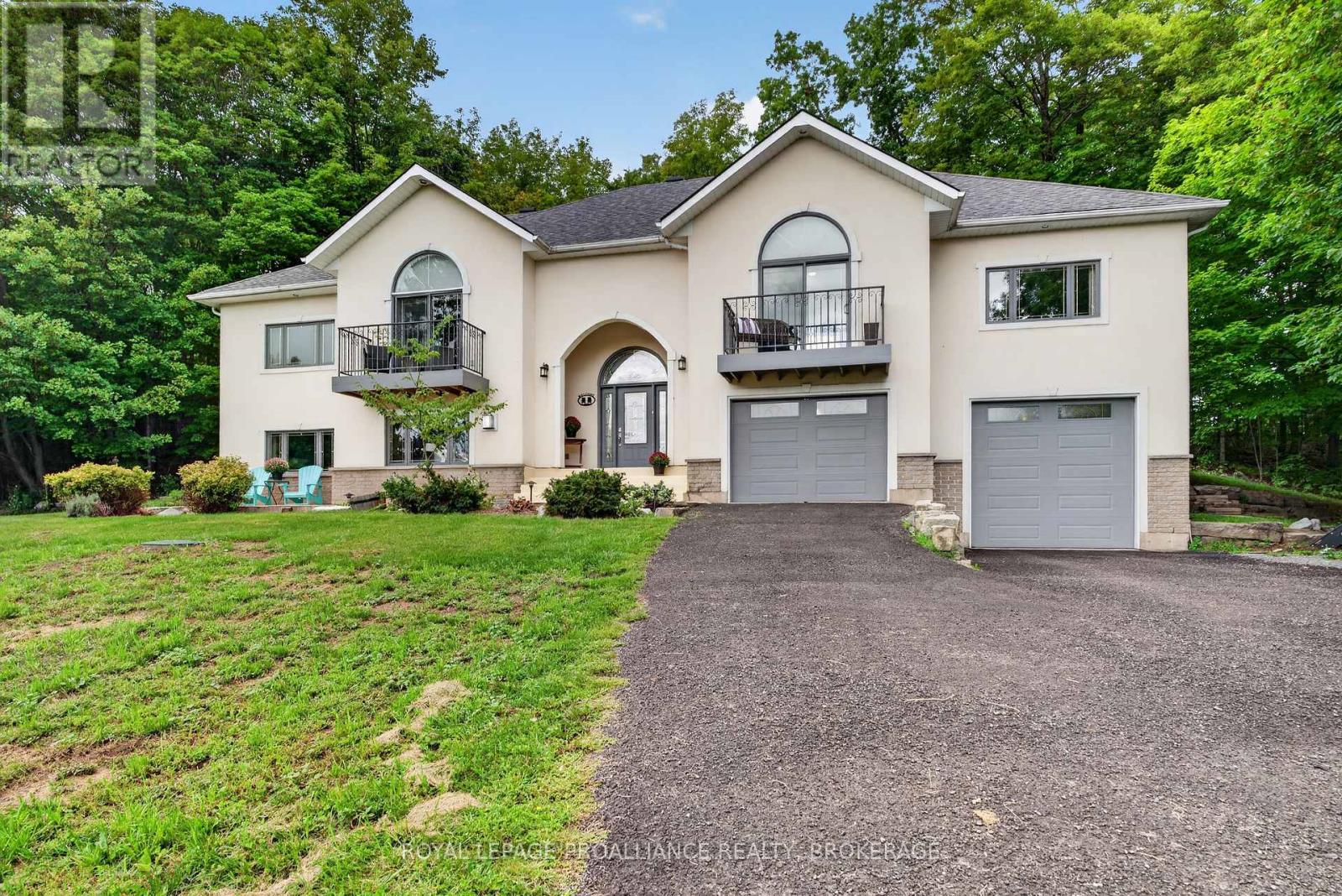 27 COLLINS DRIVE