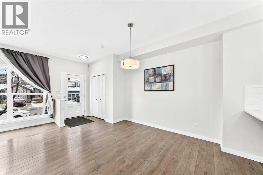 524 Midtown Street SW
