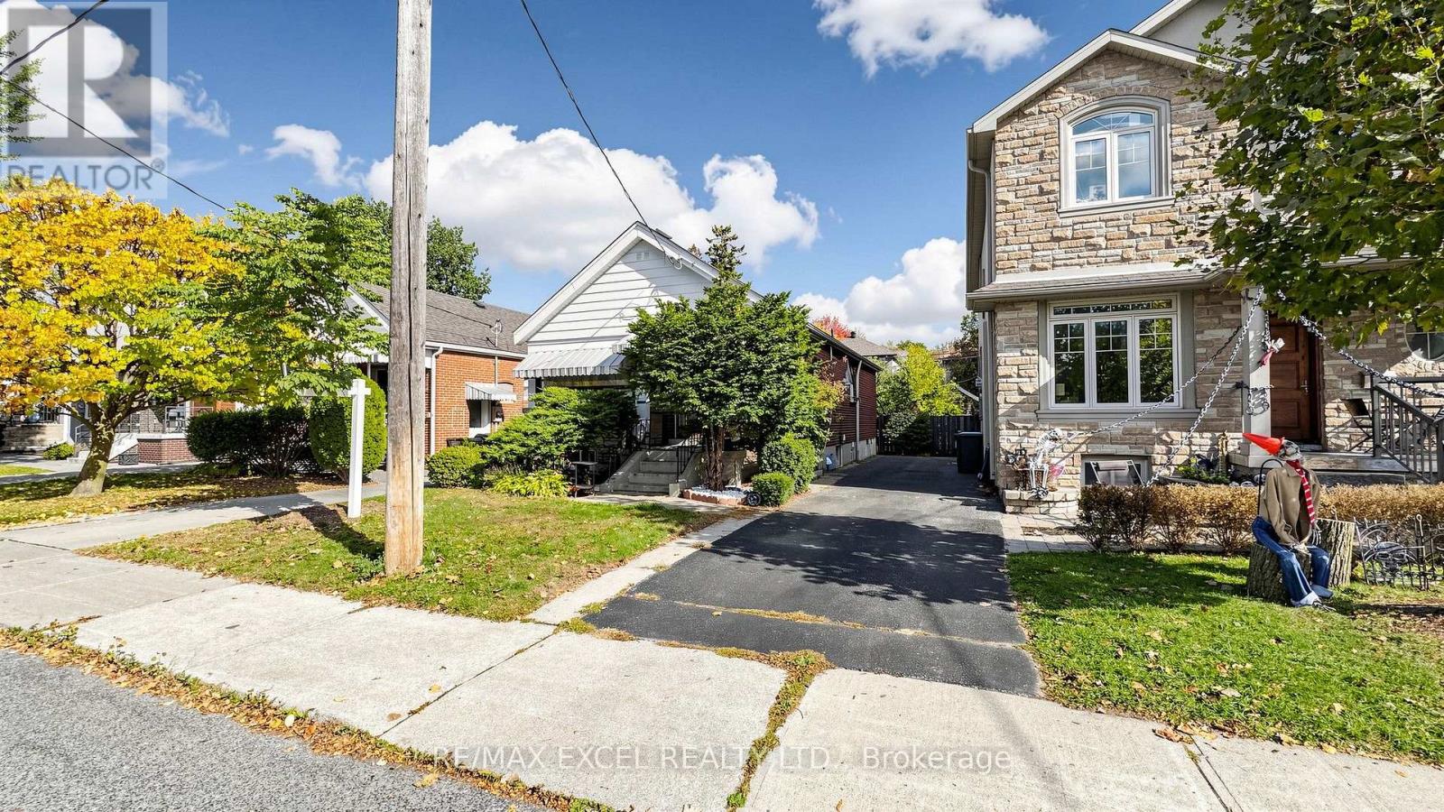 11 HUTTON AVENUE