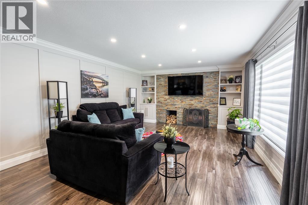 1272 GLEN DOUGLAS DRIVE