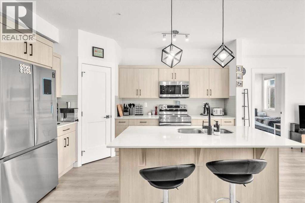 305, 30 Sage Hill Walk NW