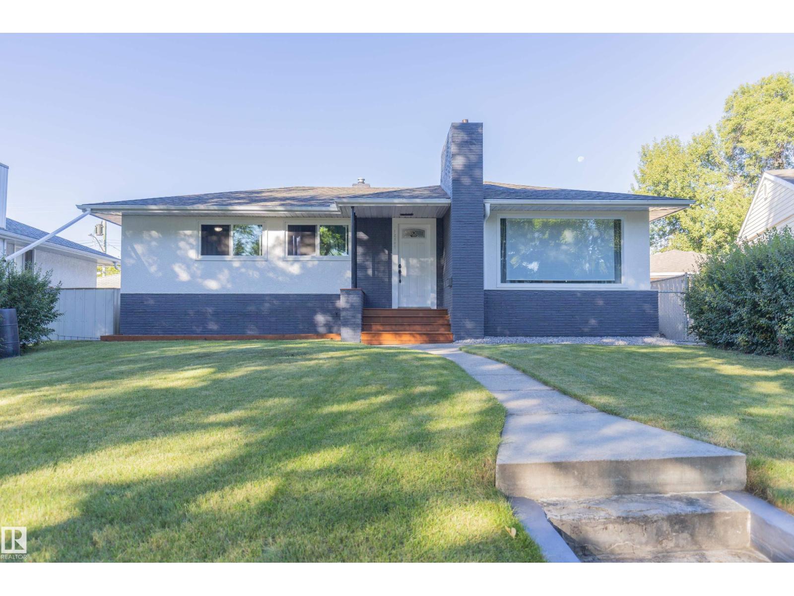 12380 132 ST NW