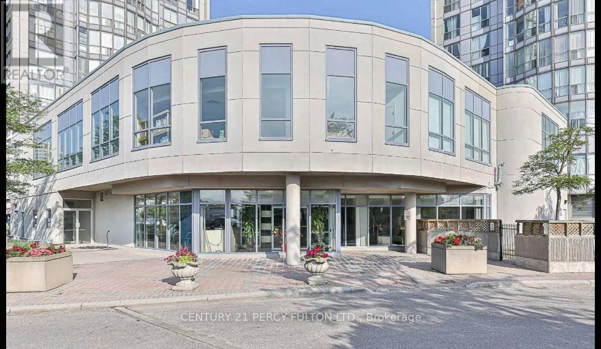 721 - 2550 LAWRENCE AVENUE E