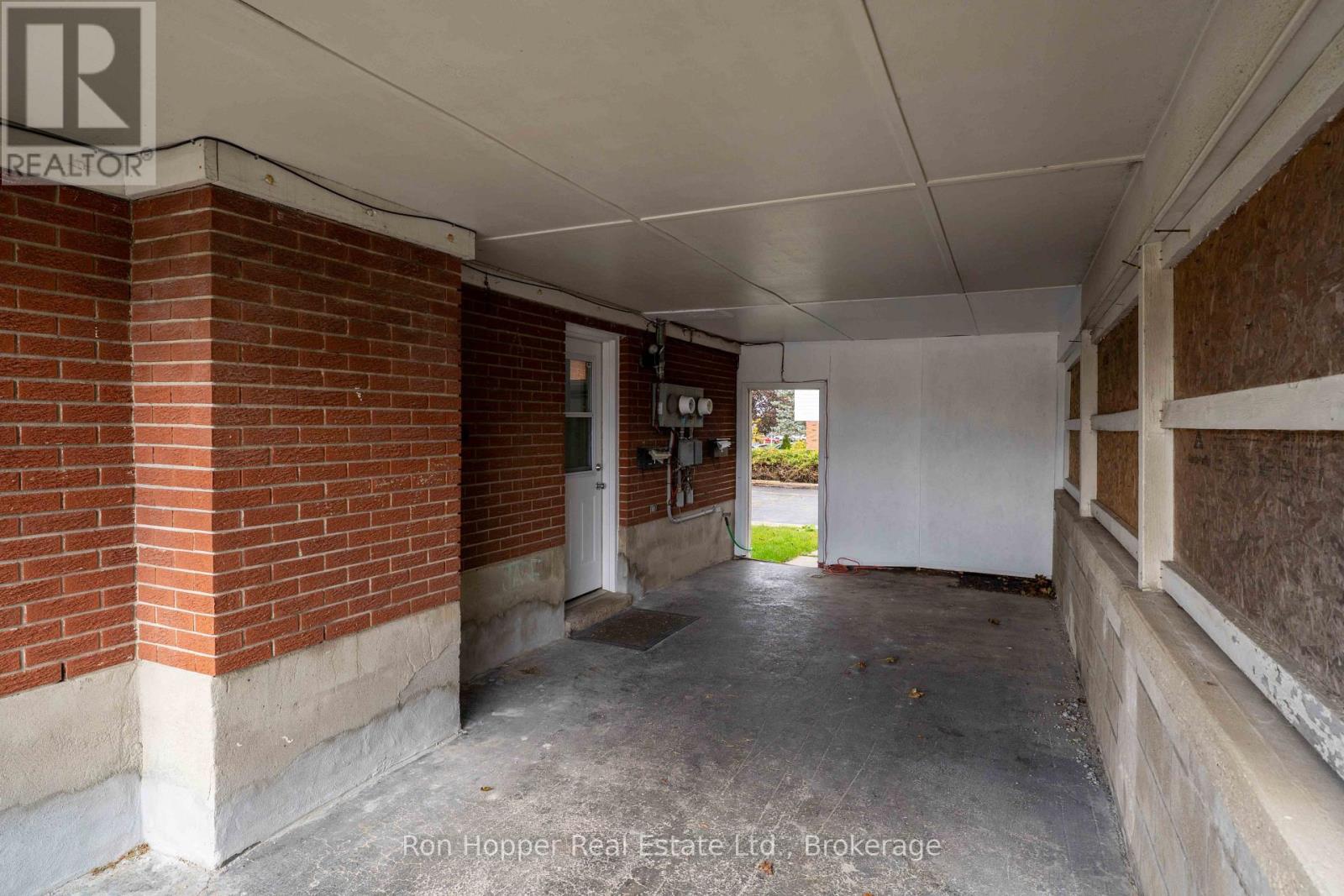 1082 8TH STREET E
