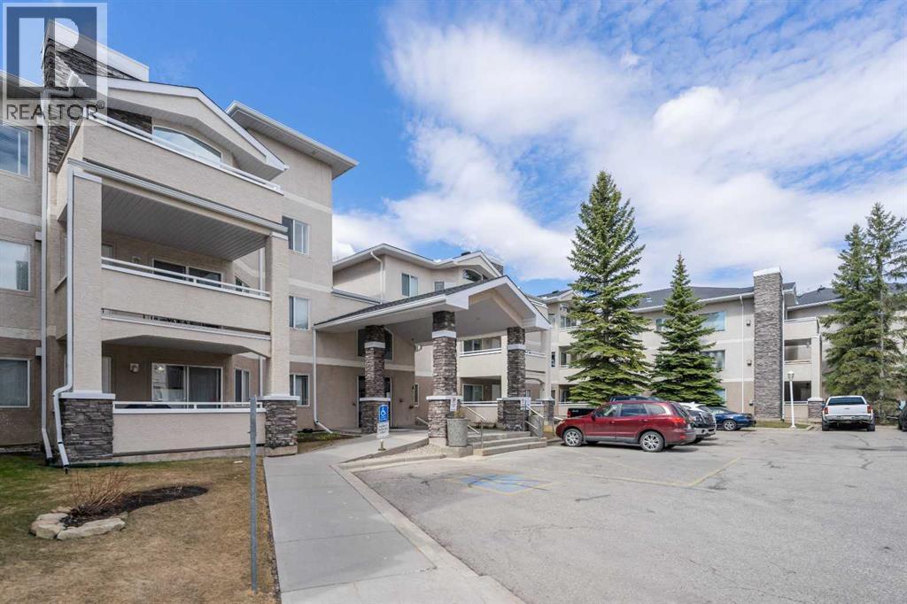 217, 26 Country Hills View NW