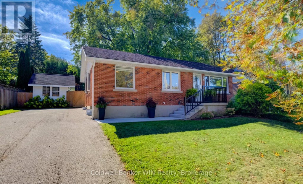560 WATERLOO STREET, WELLINGTON NORTH (MOUNT FOREST), ON N0G 2L3 - Image 3003085022.jpeg?d=l