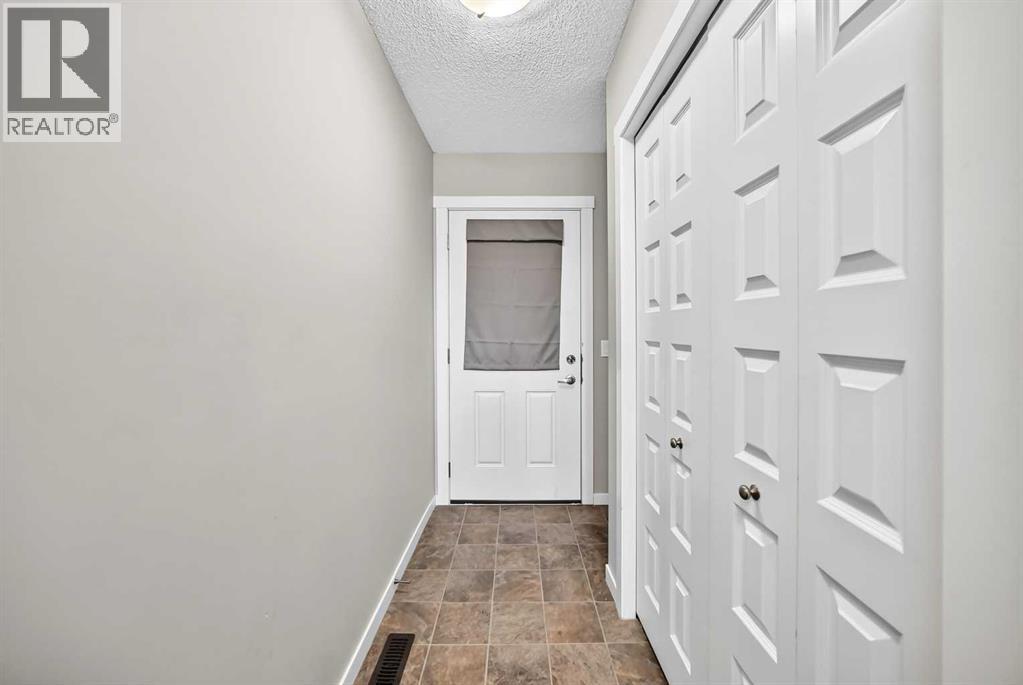 711 Auburn Bay Circle SE