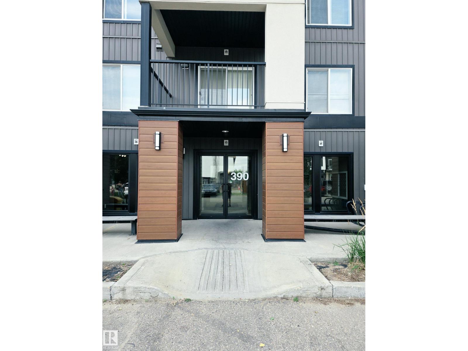 #222 390 WINDERMERE RD NW