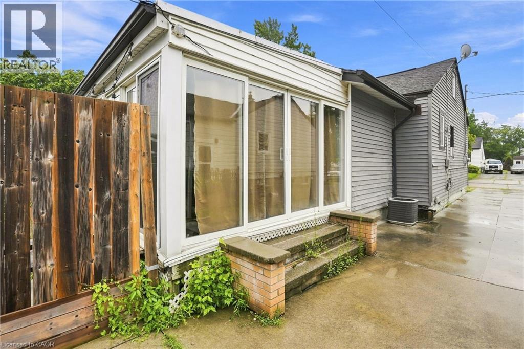 4 HILDA Street