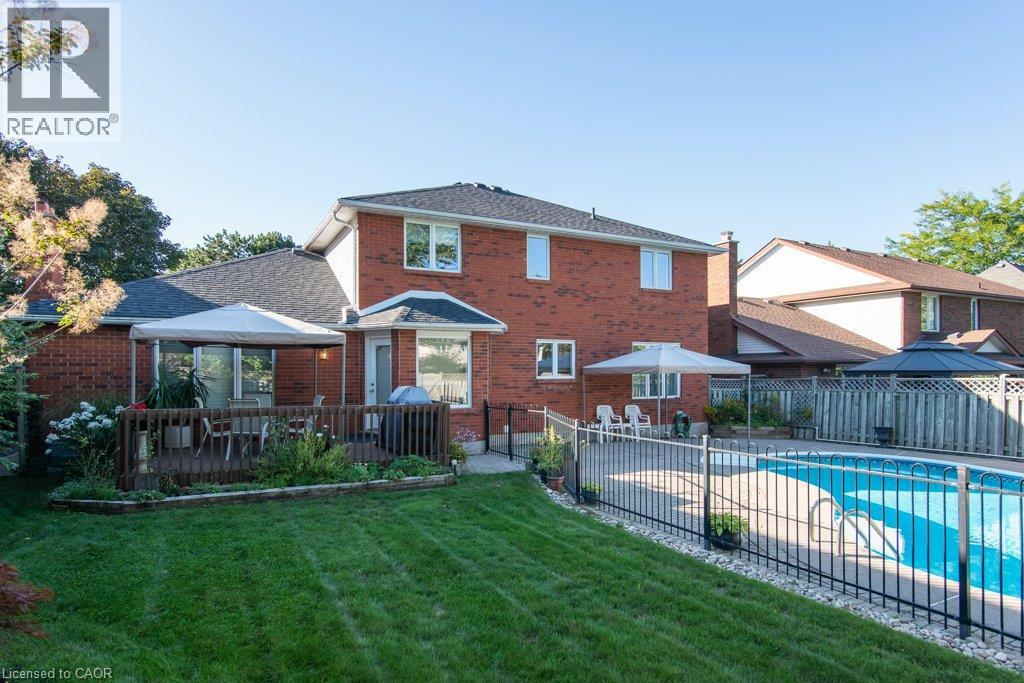 493 ENNISMORE Place