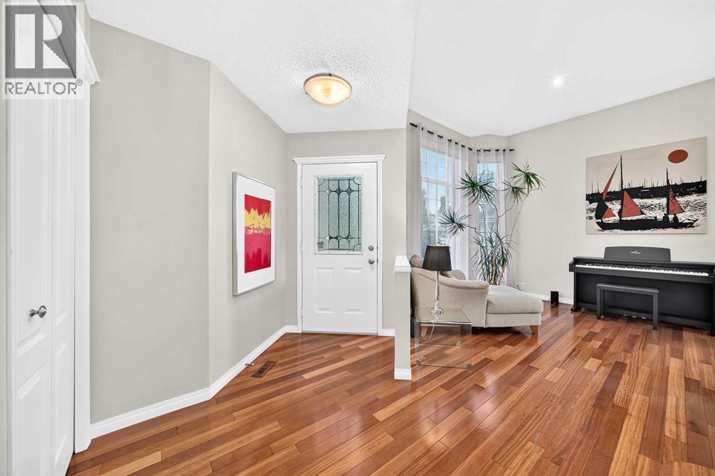 137 Sierra Vista Terrace SW