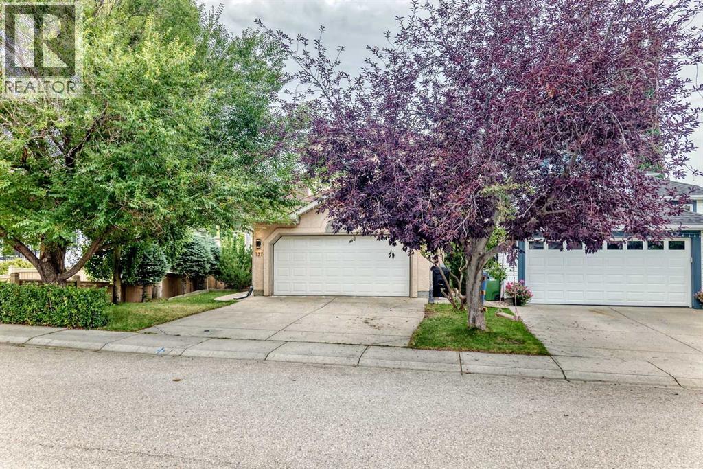 137 Sierra Vista Terrace SW