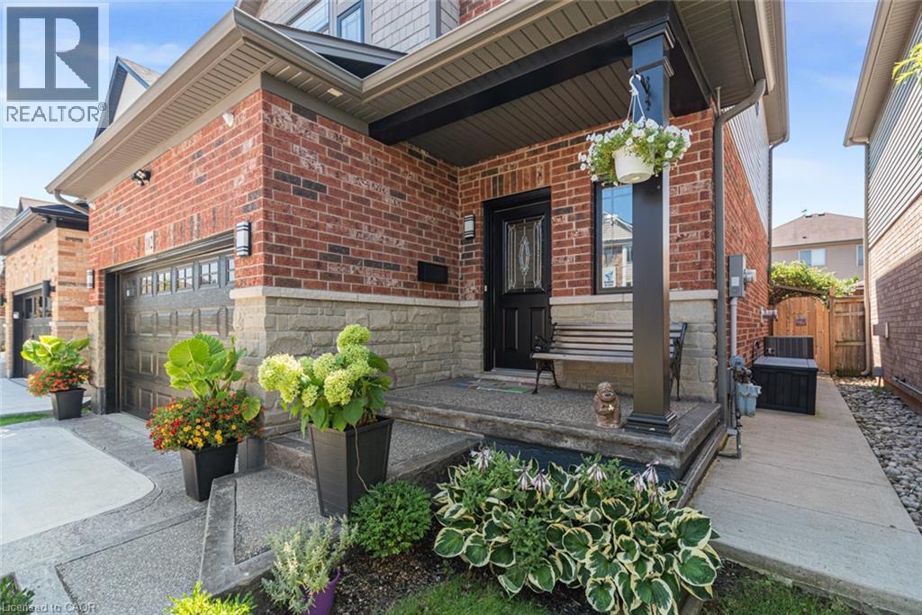 102 WILLOW Lane