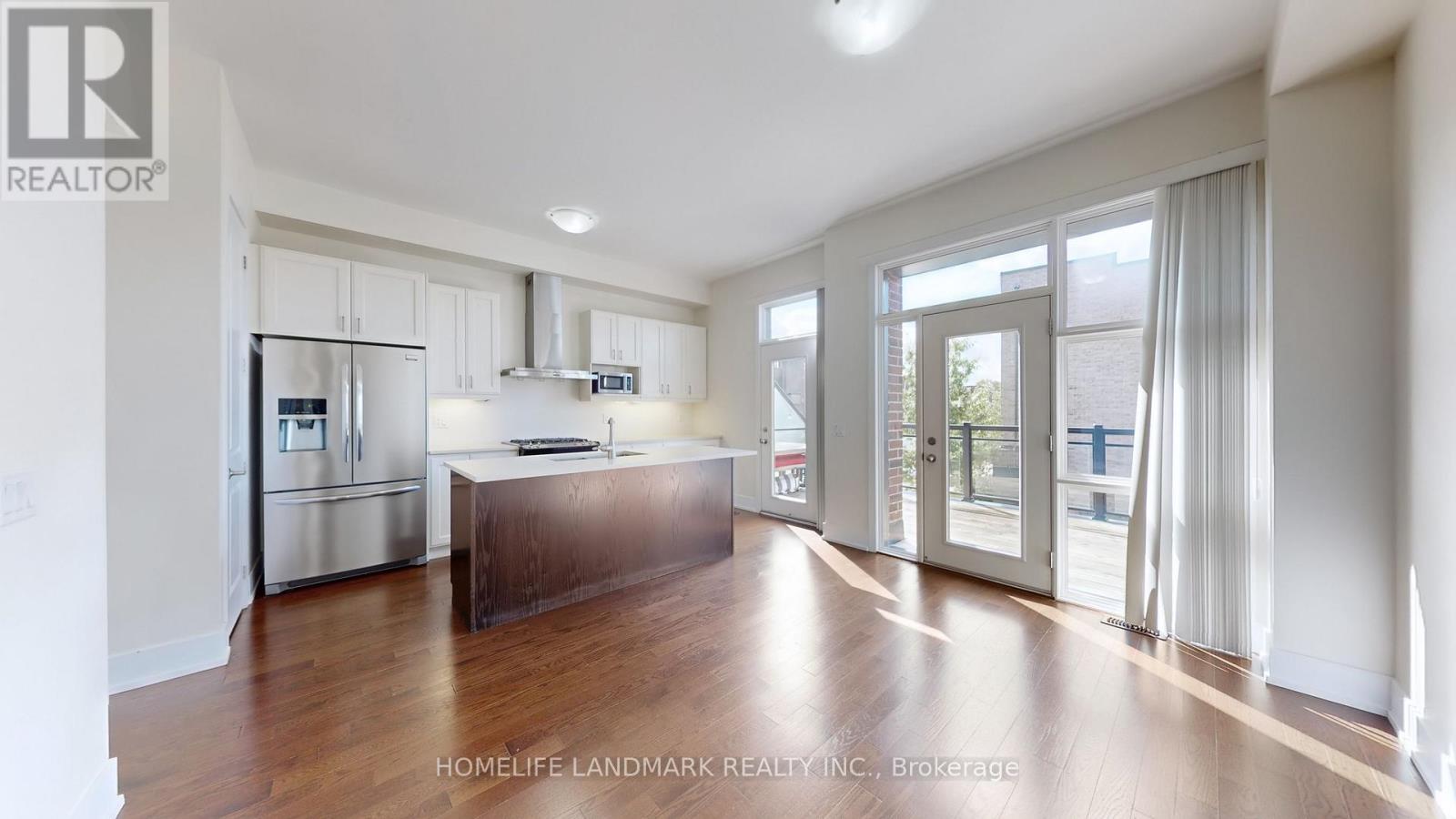 9180 BATHURST STREET