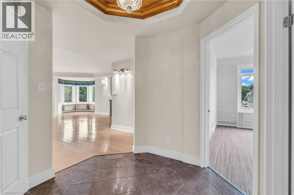 10 BAY Street E Unit# 307