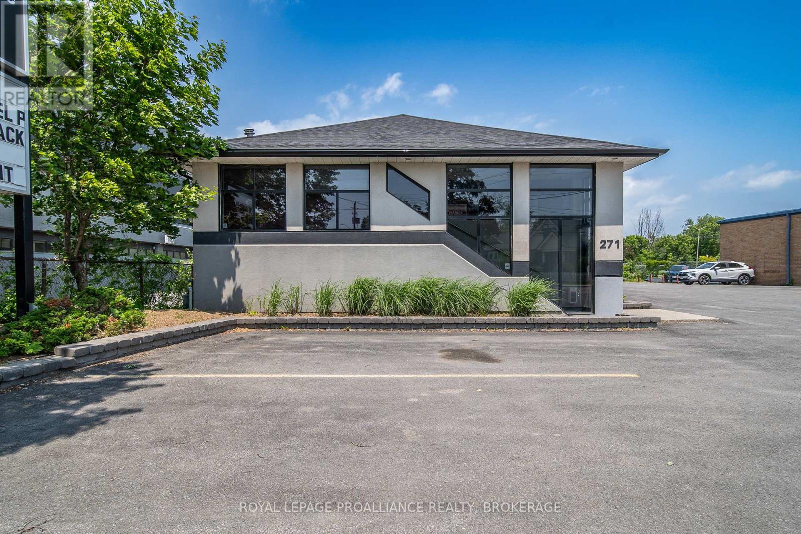 271 CONCESSION STREET