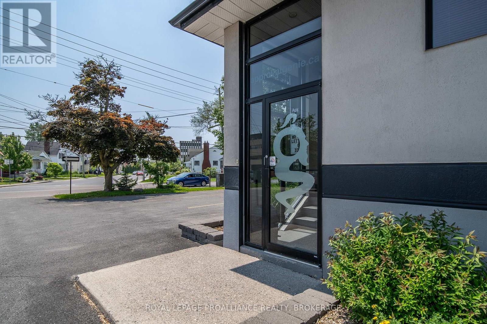 271 CONCESSION STREET