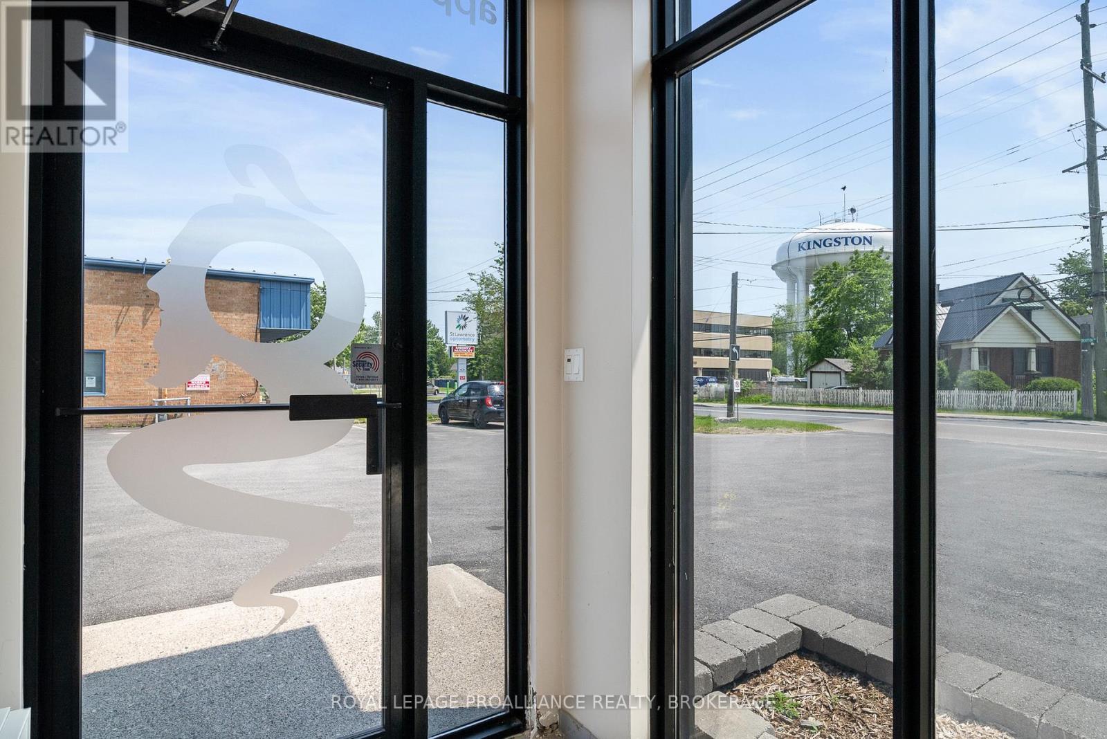 271 CONCESSION STREET