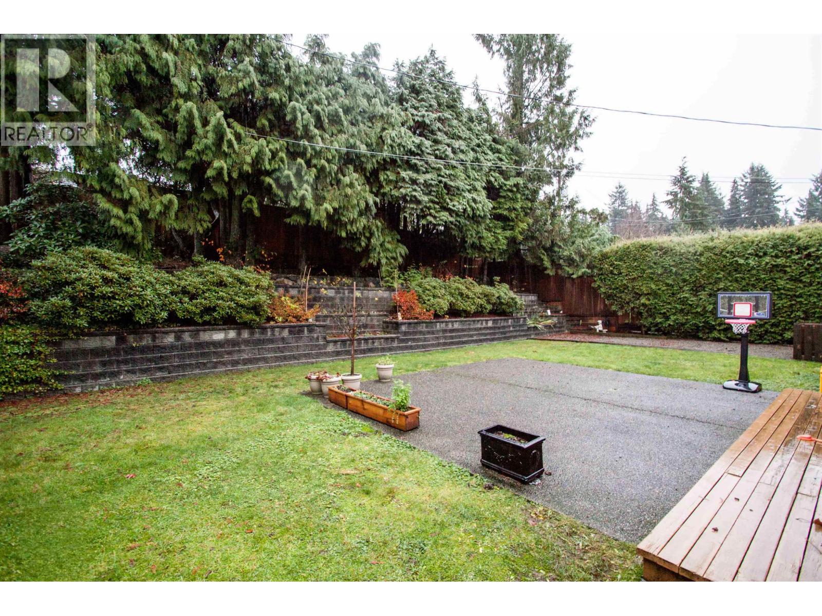 4128 CANTERBURY CRESCENT