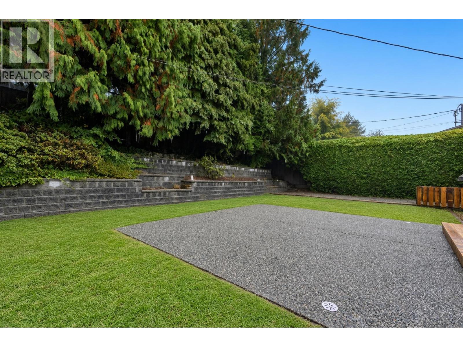 4128 CANTERBURY CRESCENT