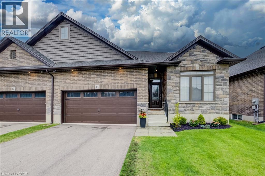 15 MATHESON Crescent
