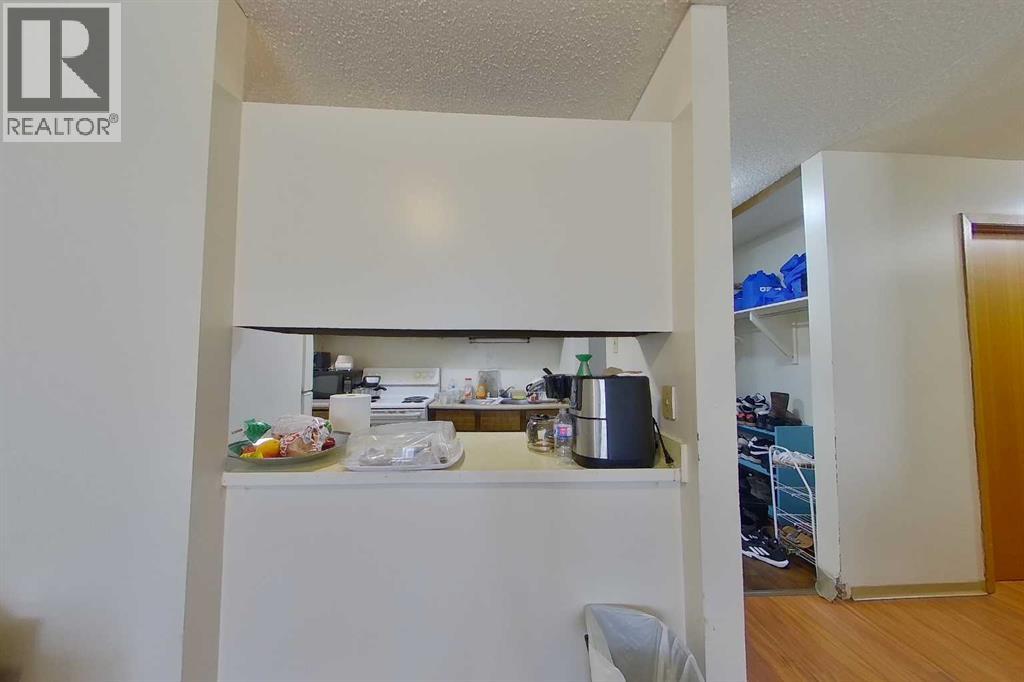 115, 14921 Macdonald Drive