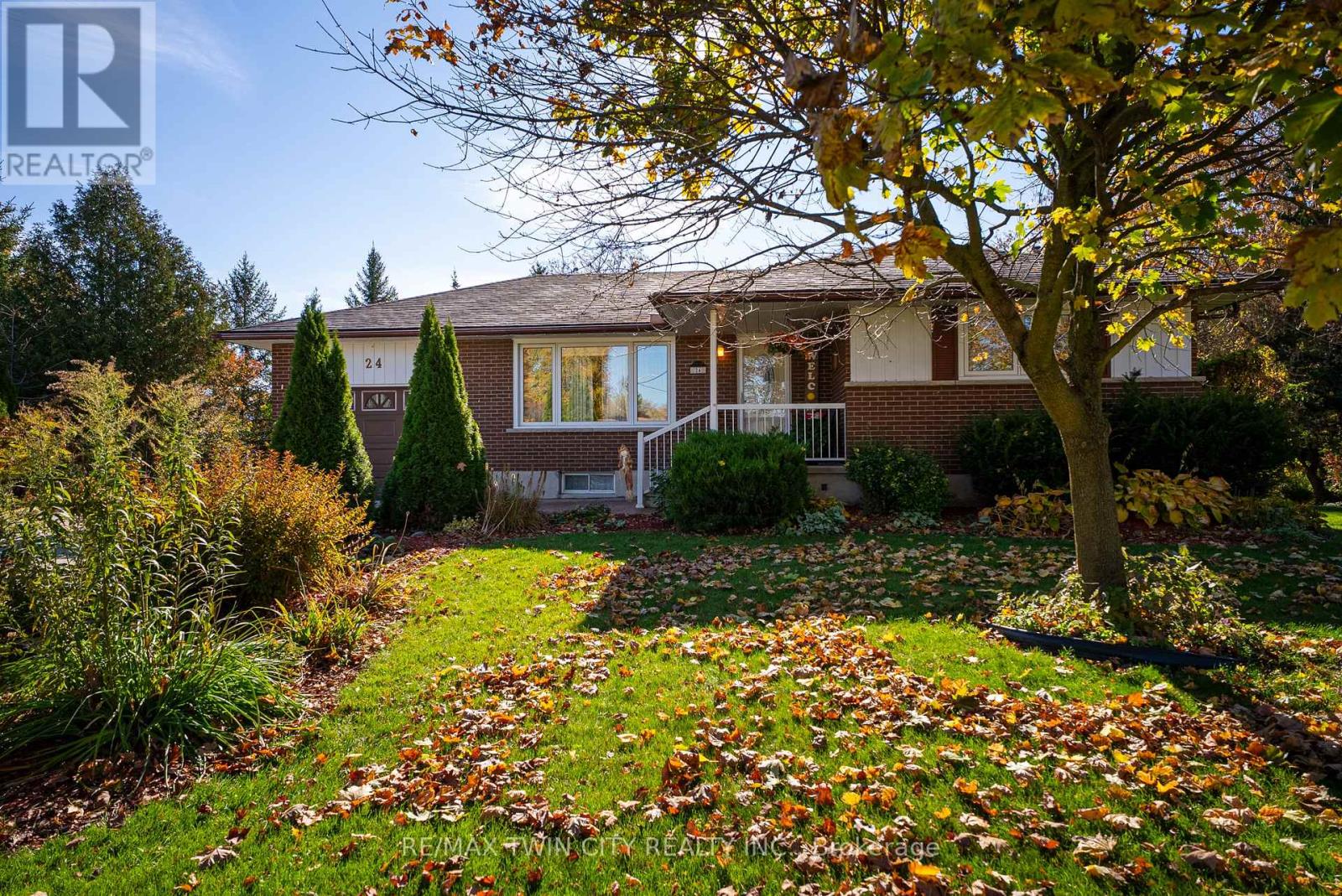 24 HARLEW CRESCENT