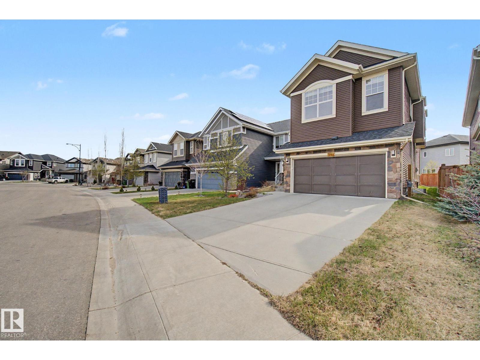 2233 56 ST SW