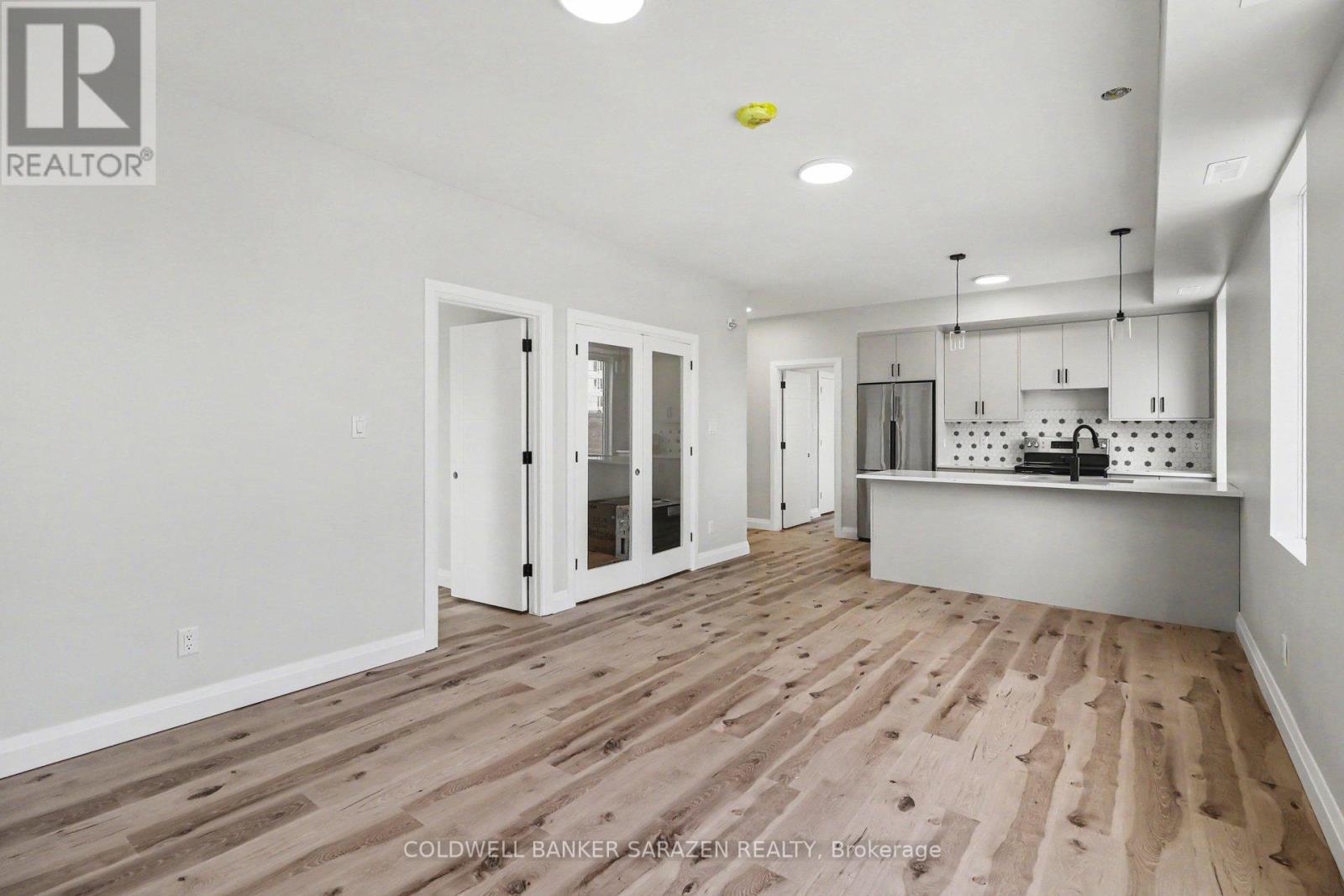 101 - 42 MCARTHUR AVENUE