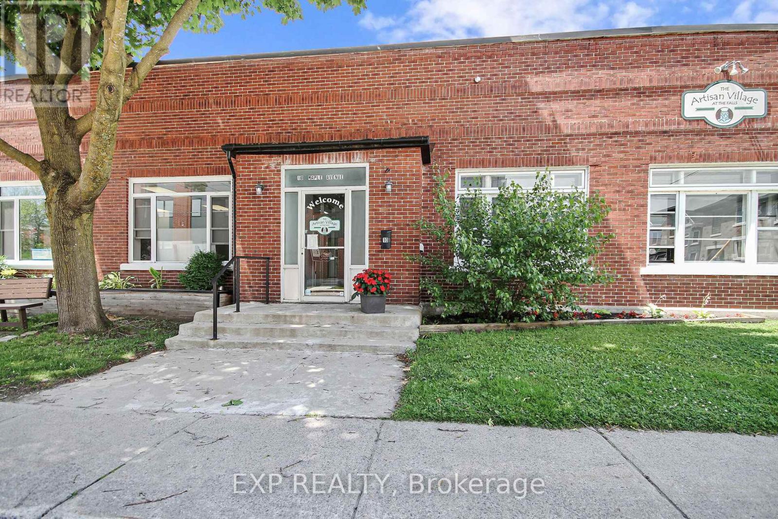12 MAPLE AVENUE