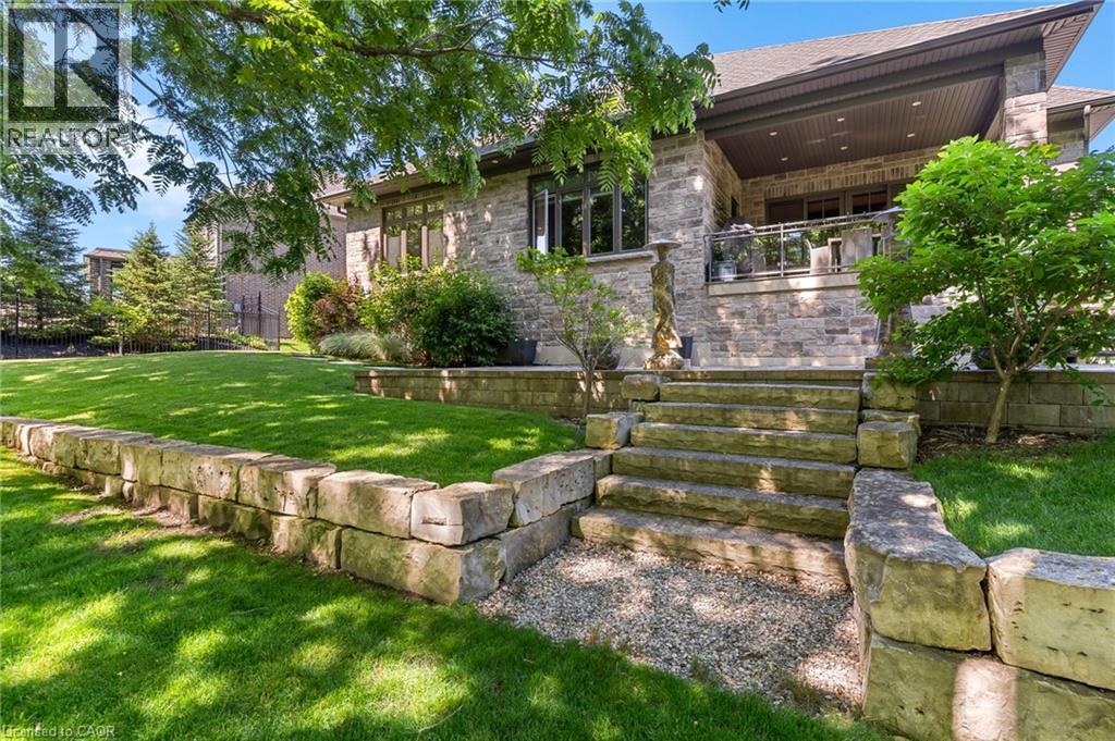44 PIONEER RIDGE Drive