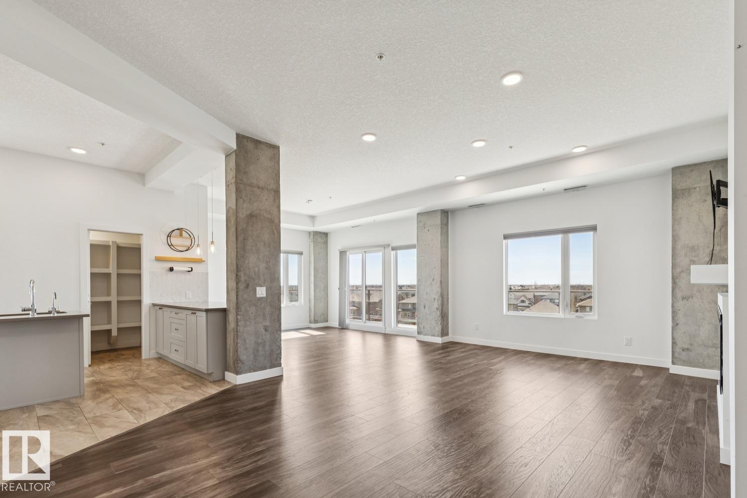 #502 1316 WINDERMERE WY SW