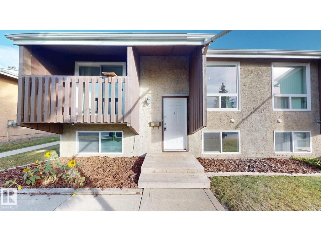 #A 5940 45 AV, LACOMBE, AB T4L 1V7 - Image 326091461.jpeg?d=l