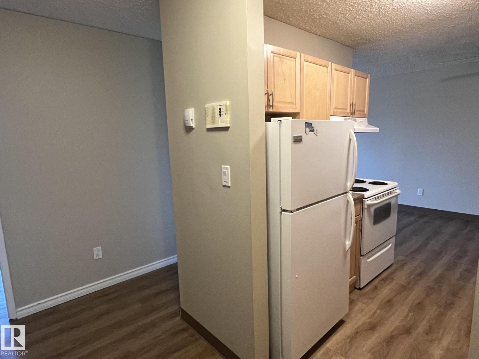 #205 51 BROWN ST