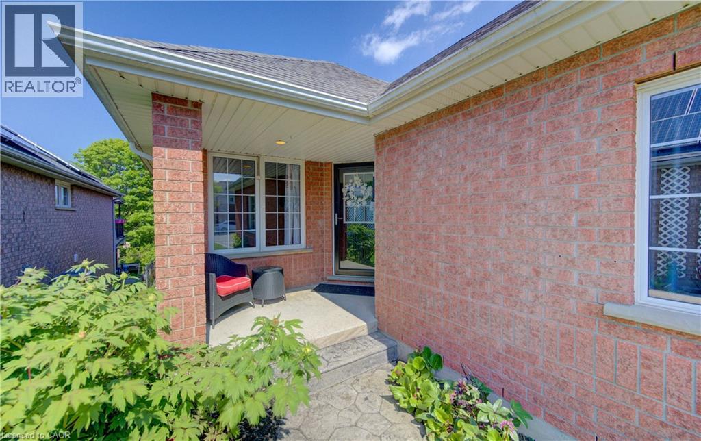 442 SANDBANKS Crescent