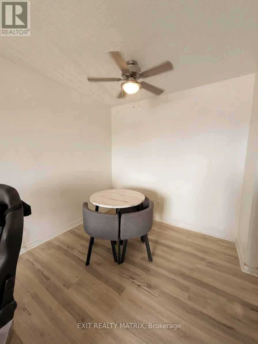402C - 2041 ARROWSMITH DRIVE - Photo 3